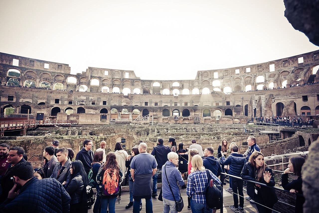 Ancient Rome Guided Walking Tour: Colosseum, Forum and Palatine