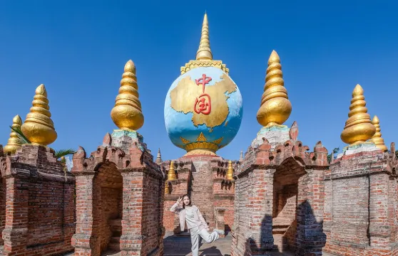 瑞麗莫里瀑布+一寨兩國+姐告口岸+獨樹成林一日遊