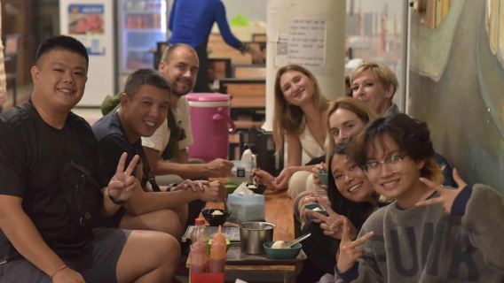 Hanoi Sidewalk Half-day Tour | Experience the local streets