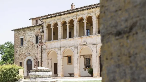Chuyến đi trong ngày từ Rome đến Val d'Orcia, Montepulciano và Pienza