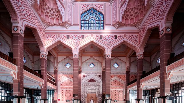 吉隆坡+布城粉紅清真寺+馬六甲一日遊【拼團/獨立團一日遊】