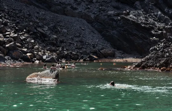 聖托里尼火山口郵輪之旅(火山、溫泉、錫拉夏島)