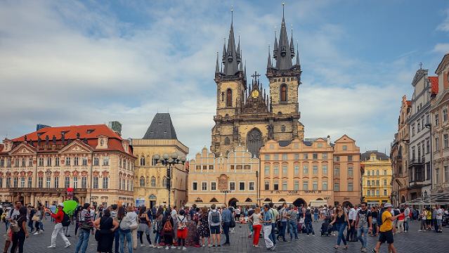 Best of Prague Private Walking Tour (Left and Right Riverbank)