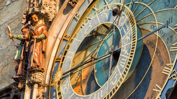 Prague: Full-Day Old Town, River Cruise & Prague Castle Tour