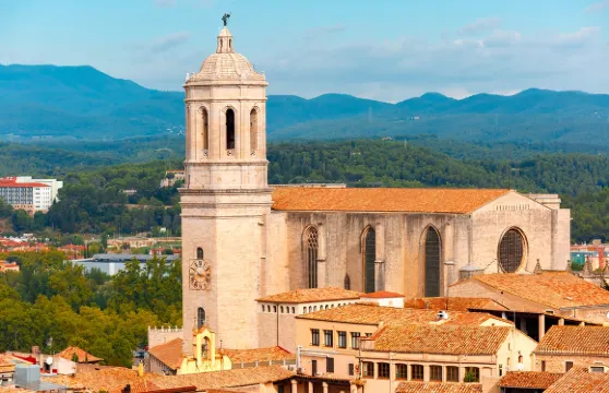 西班牙赫羅納和布拉瓦海岸英文小團一日遊（巴塞隆拿出發）