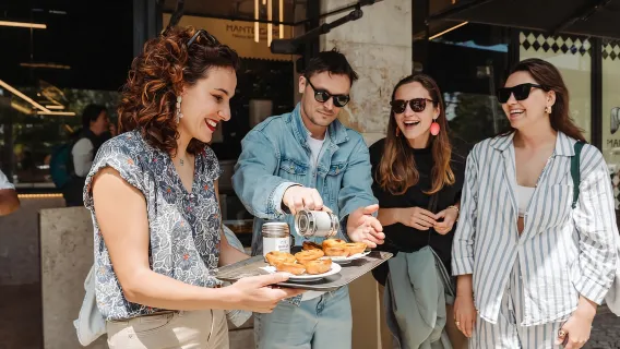 Lisbon: Tour ẩm thực có hướng dẫn về hương vị và truyền thống