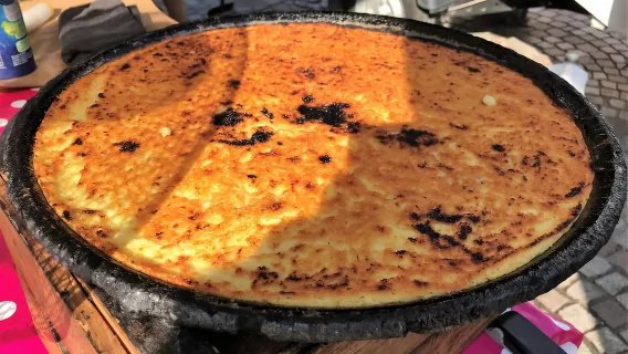 Toulon: Culinary Heritage Guided Walking Food Tour