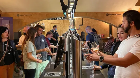 Praga: degustazione di birra ceca self-service