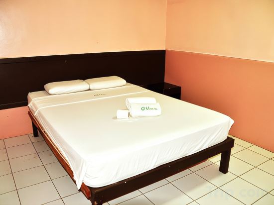 GV Hotel Lapulapu - Tap to explore photos