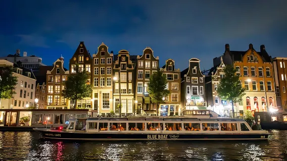 Crucero nocturno por los canales de Ámsterdam