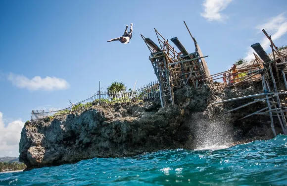 長灘島：魔幻島+普卡海灘+珊瑚花園浮潛一日遊 | BBQ 燒烤午餐