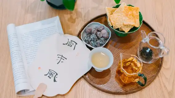 Eatwith-Hangzhou-Enter the world of tea-making from the Song Dynasty, dance with the brush, copy the scroll, and find the quantity romance in Hangzhou