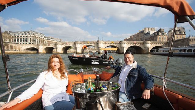 Los mejores cruceros privados en París con champán francés y sorpresas