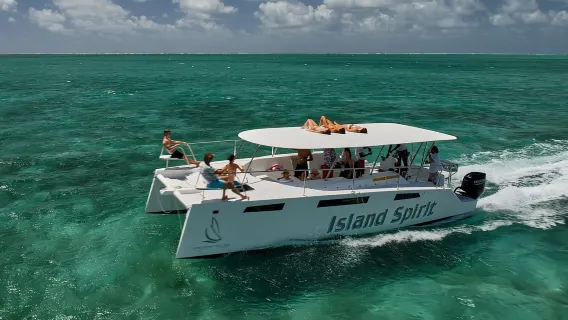Mauritius: 5-Island Catamaran Cruises with BBQ & Snorkeling