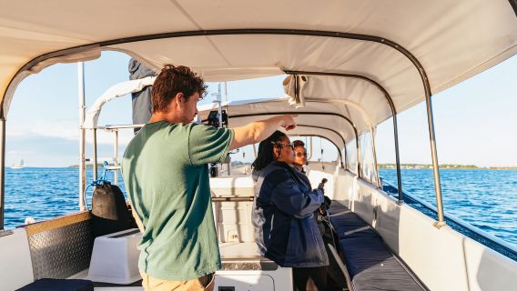 Portland: Sonnenuntergangs-Leuchtturm-Kreuzfahrt in der Casco Bay mit Getränken