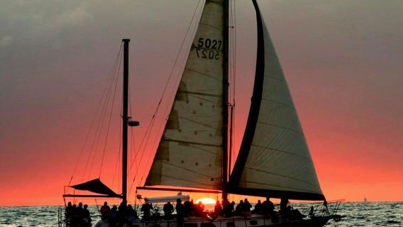 Puerto Vallarta: navigazione al tramonto