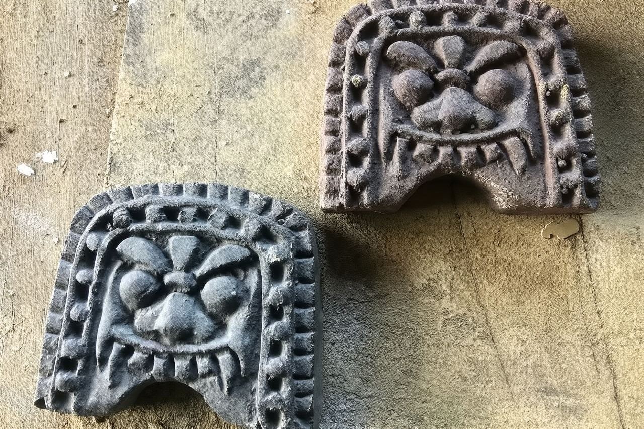 Visita a la fábrica de tejas y azulejos de Echizen y experiencia de creación de mini onigawara