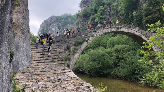 Sightseeing Zagori daily tour