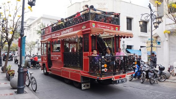 Bandung Highlights: Taman Hutan Raya Djuanda, Shopping at Riau Street & Braga