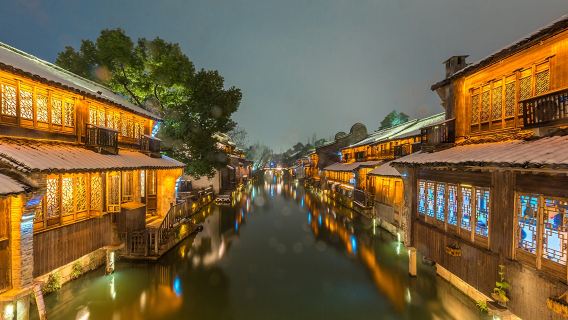 杭州西湖+西湖遊船+靈隱寺+烏鎮西柵+西柵夜景一日遊純玩團