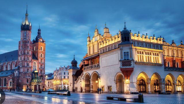 捷克雙城記|布爾諾×CK小鎮包車暢遊&童話城堡&河畔彩屋