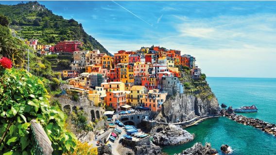 1-day tour to Cinque Terre from Florence with classic lunch included