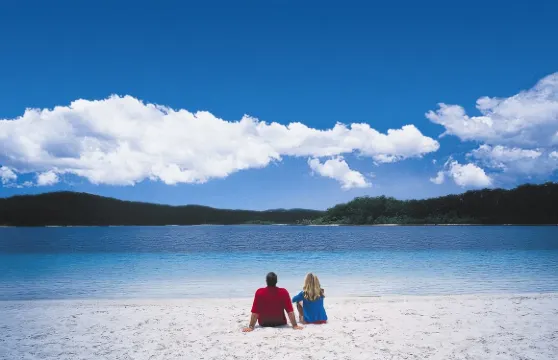 卡麗島Kgari費沙島一日遊【含午餐渡輪丨可荷維灣酒店接送】