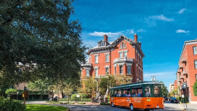Savannah Hop-On Hop-Off Trolley Tour