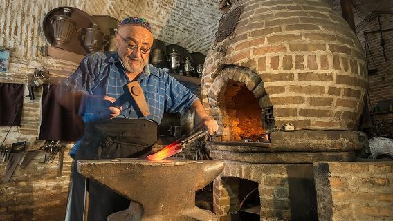 Bukhara Old Town Guided Tour with 16 Iconic Stops