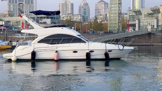 Qingdao Yacht Rental: Charter a 42-foot yacht at Qingdao Olympic Sailing Center with flybridge and self-driving option~Experience a unique Qingdao journey and admire the beauty of the sea aboard a yacht