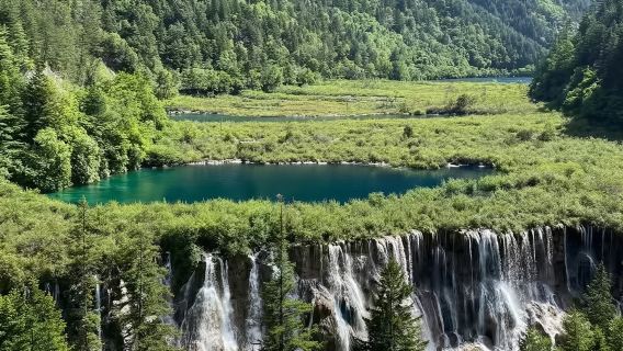 Jiuzhaigou National Park admission ticket + sightseeing bus + Huanglongjiuzhai Railway Station shuttle bus round-trip