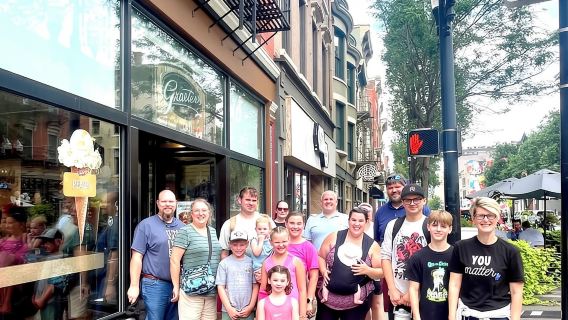 Cincinnati: Highlights and Culinary Delights Morning Tour