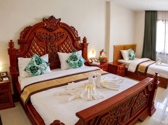 Kampong Thom Palace Hotel - Tap to explore photos