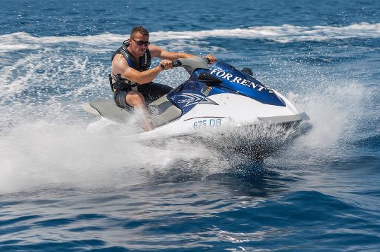 探索杜布羅夫尼克海上風光 - 租用 Yamaha VX 水上摩托車 1、4 或 8 小時