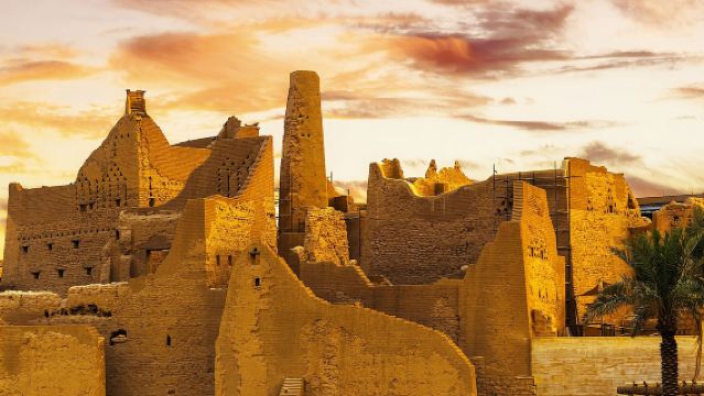 Lawatan sewa peribadi ke Bandar Lama Diriyah, Riyadh