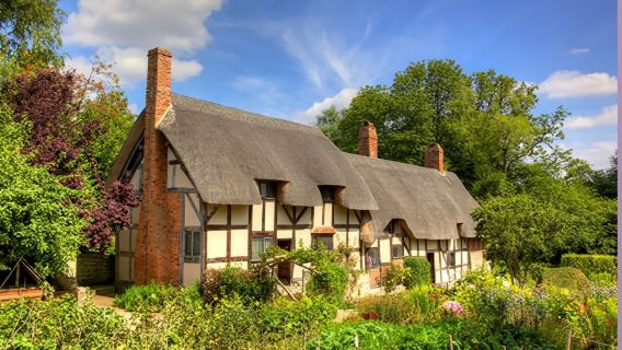 Eintägige Tour zu Shakespeares Geburtsort, Annes Cottage und den Cotswolds in Großbritannien | Chinesisch/Englischer Service