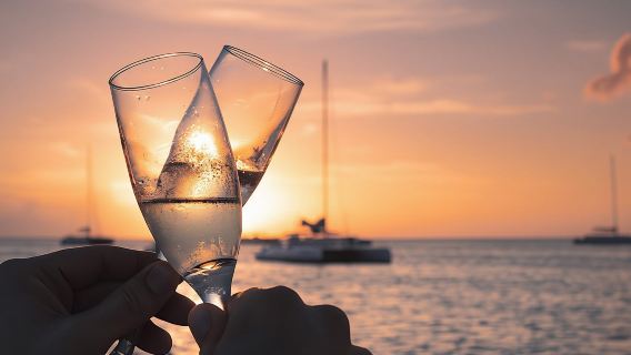 Sunset cruise with BlueFinn catamaran in Curaçao