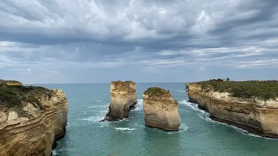 Great Ocean Road Tour Premium Coach In A Relaxed Way 