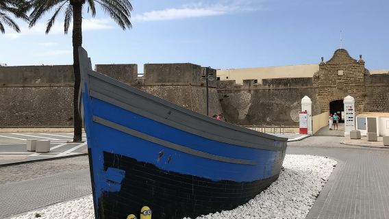 Siviglia: degustazione di vini a Jerez e Cadice con spettacolo equestre facoltativo
