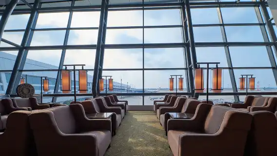 CGK 雅加達機場：使用高級休息室