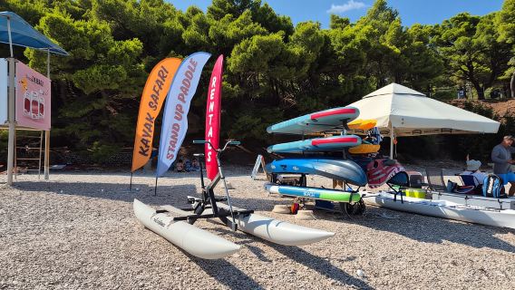 Bol: Tour chèo thuyền kayak trên bãi biển Zlatni Rat và lặn với ống thở