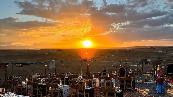 Sunset Dinner in Agafay Desert with show & Transfers 