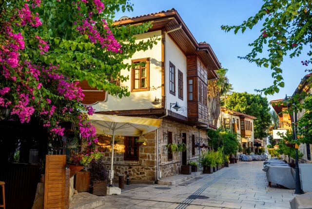 安塔利亞老城區+哈德良門+杜登瀑布一日遊，中文英文導遊自選