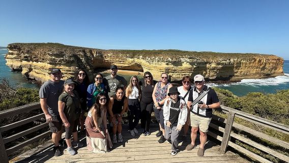 Great Ocean Road Tour Reverse–LTD GRP-DLUX Mini Bus Hotel Pickup