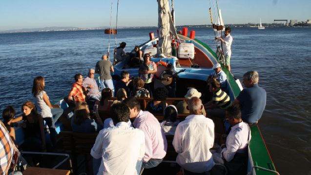 Lisbon Traditional Boats - Sunset Cruise with White Wine