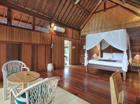 Sarin Ubud Suites by GenuineHost Room Type - Deluxe Wooden