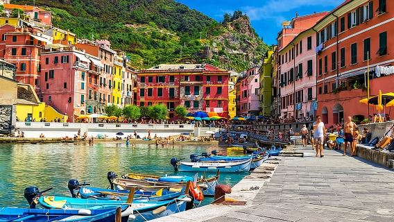 Scent of the Sea: Cinque Terre Park Full Day Trip from Florence
