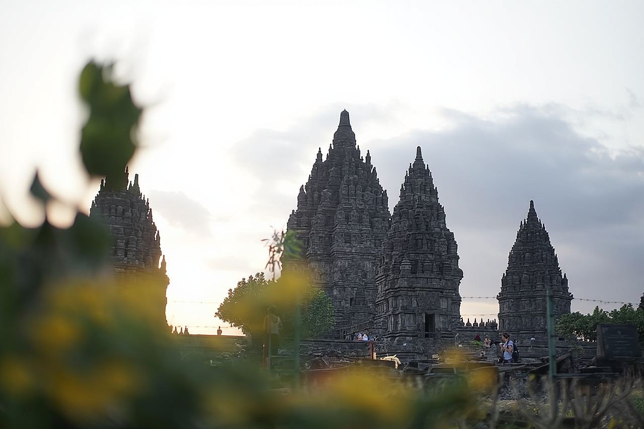 ทัวร์ยอกยาการ์ตา 1 วัน (วัดบุโรพุทโธ, ทัวร์ลาวาเมราปี, วัดพรัมบานัน)