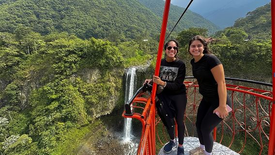 Ab Quito: Baños-Tour – Eintrittsgelder und Mittagessen inklusive