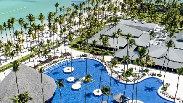 บริการรับส่งส่วนตัวจากสนามบินปุนตาคานาไปยัง/กลับหาดบาร์เซโล บาวาโร